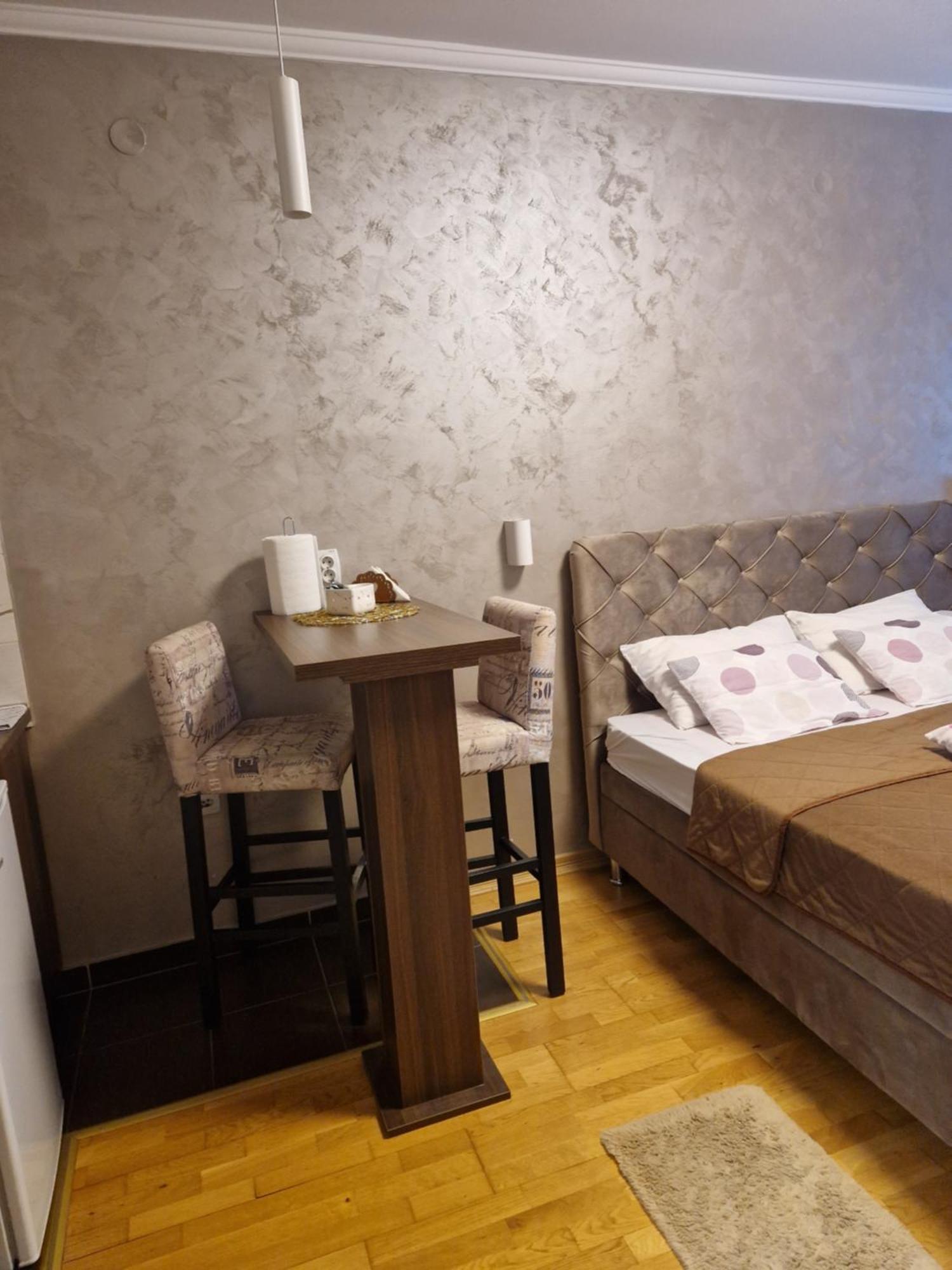Apartman Studio DIAMOND Subotica Bagian luar foto